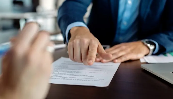 Mise en avant du pacs et nécessité de faire un testament chez le notaire